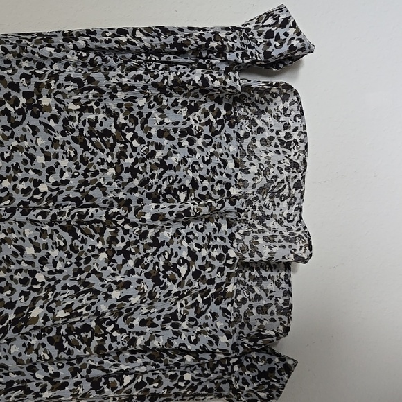 Zadig and Voltaire Tink Leo Crinkle Blouse with Lace Trim Size XS - Picture 6 of 10